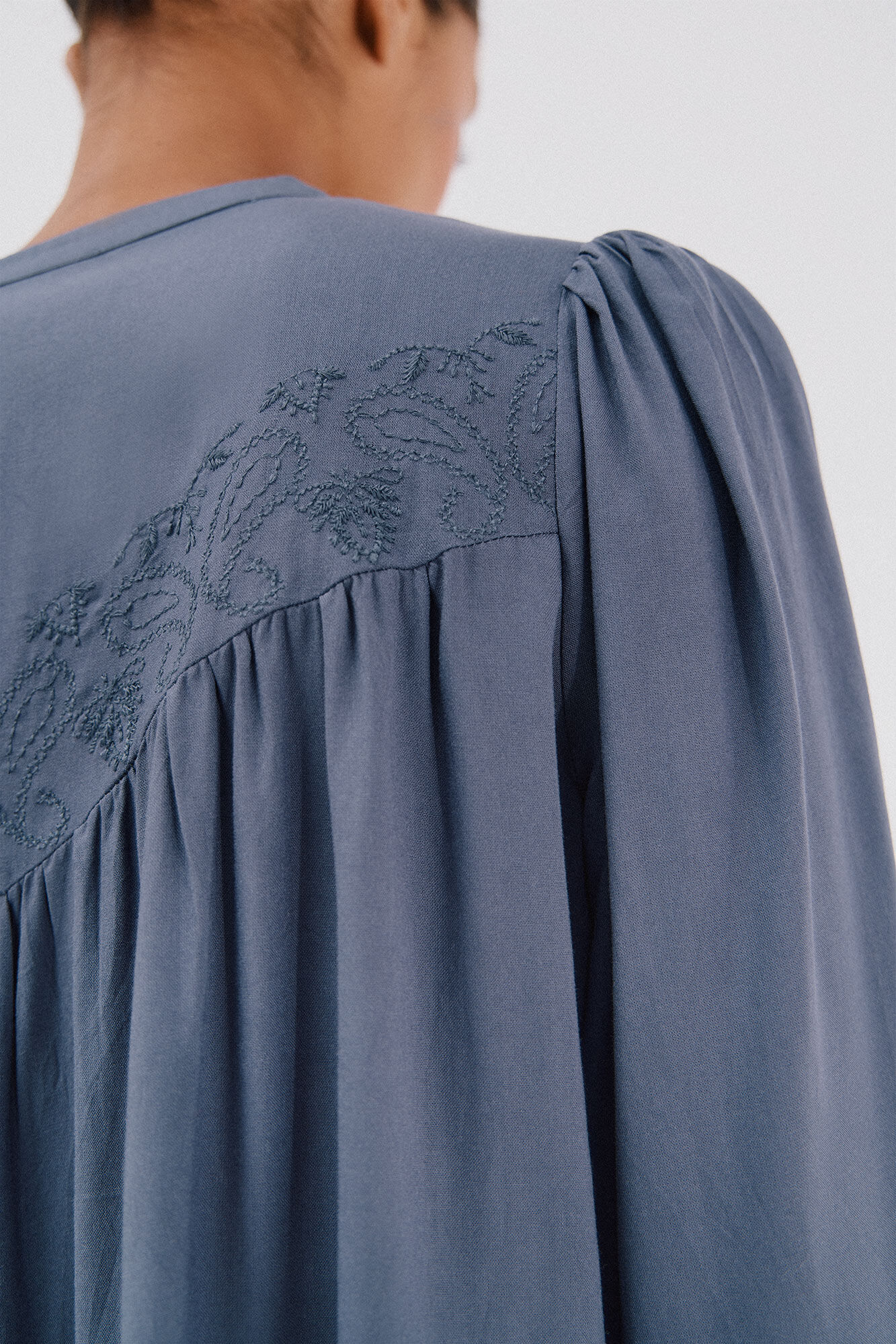 Cortefiel Blouse with embroidered detail Blue