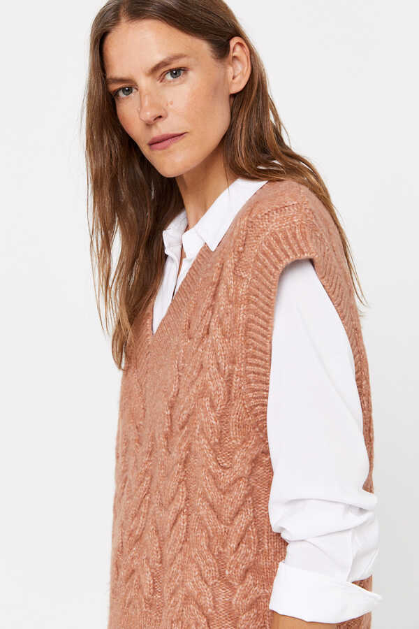 Cortefiel Cable knit vest Pink