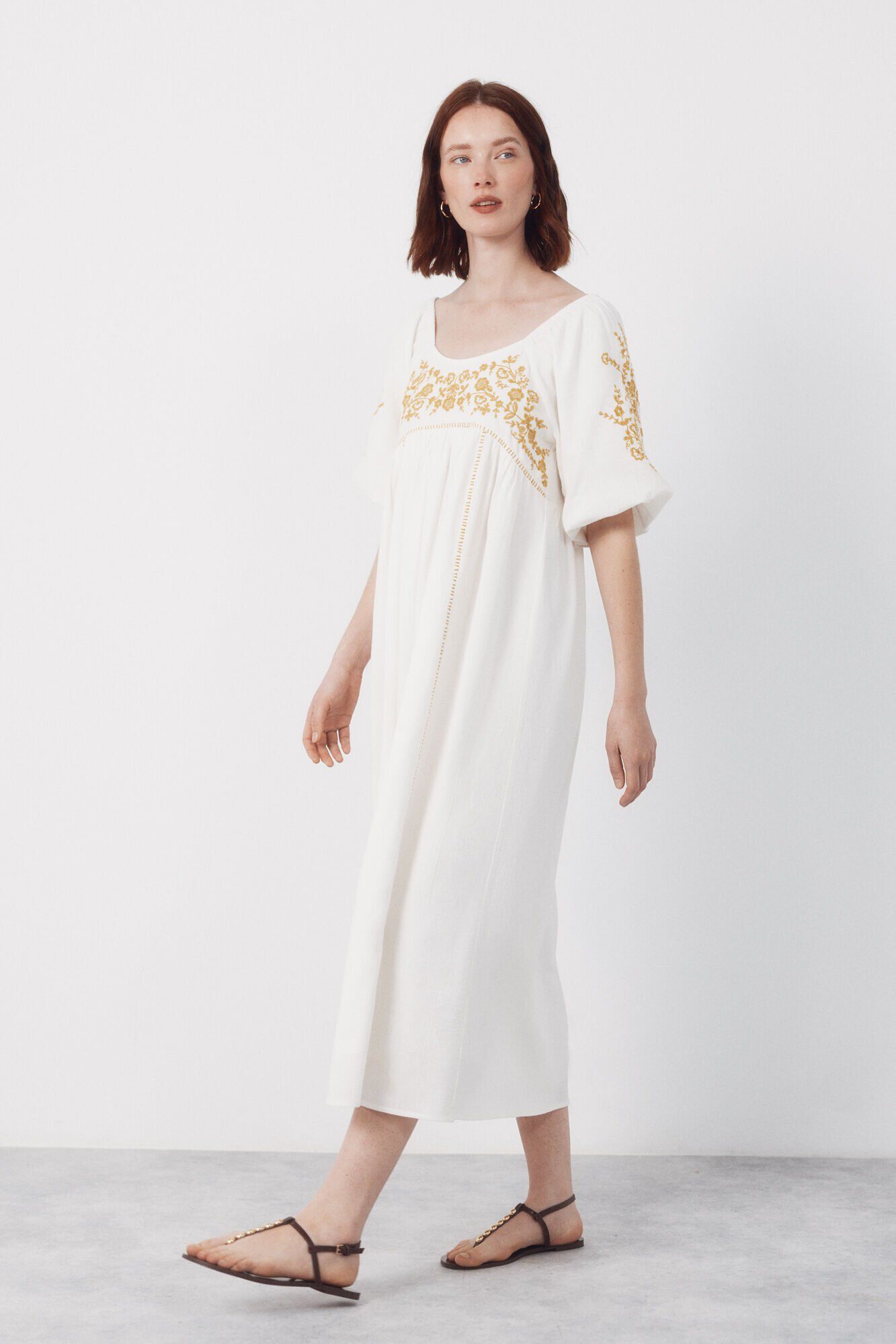 Cortefiel Vestido bordado