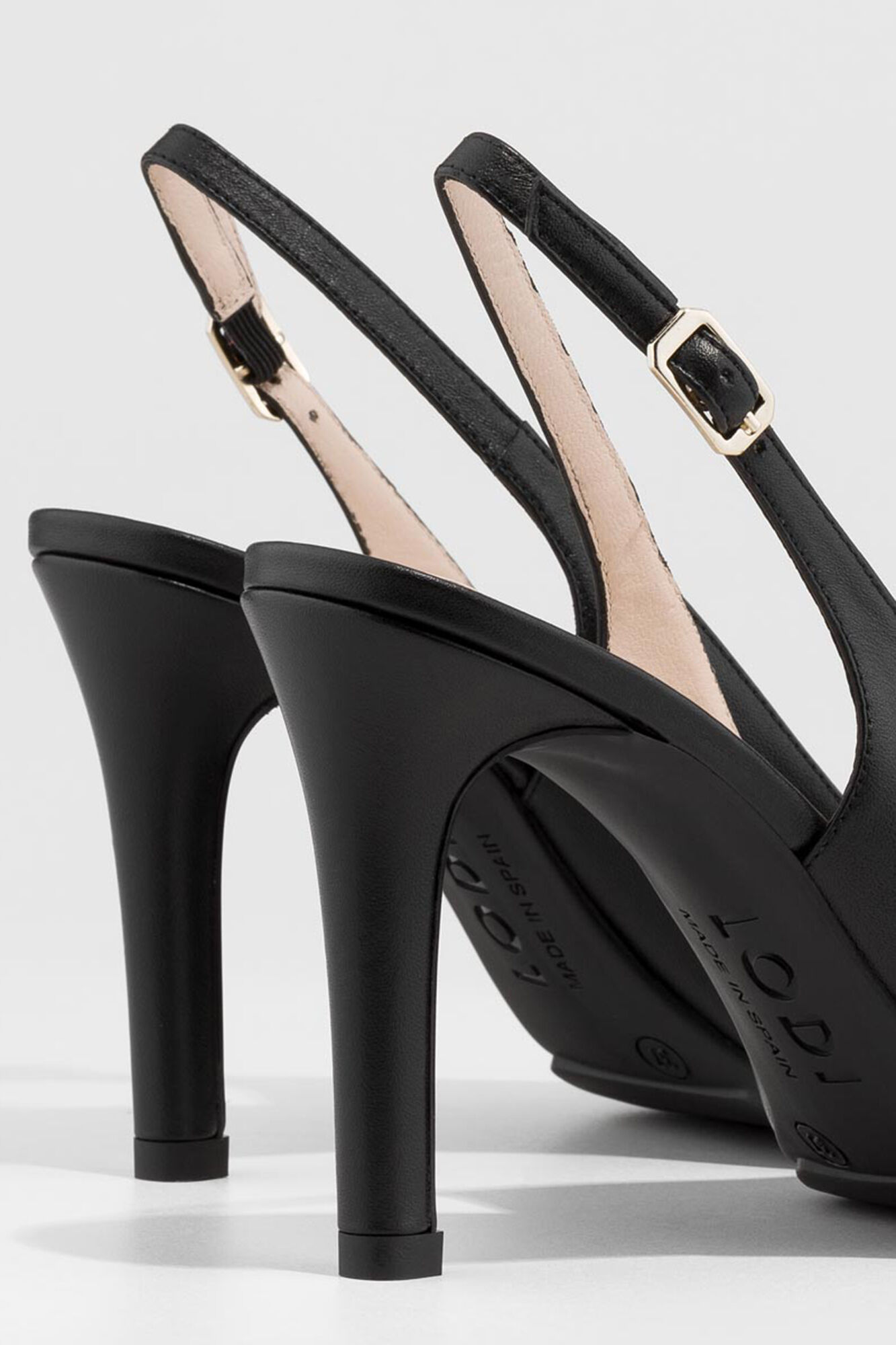 Lodi Open-back court shoe Black