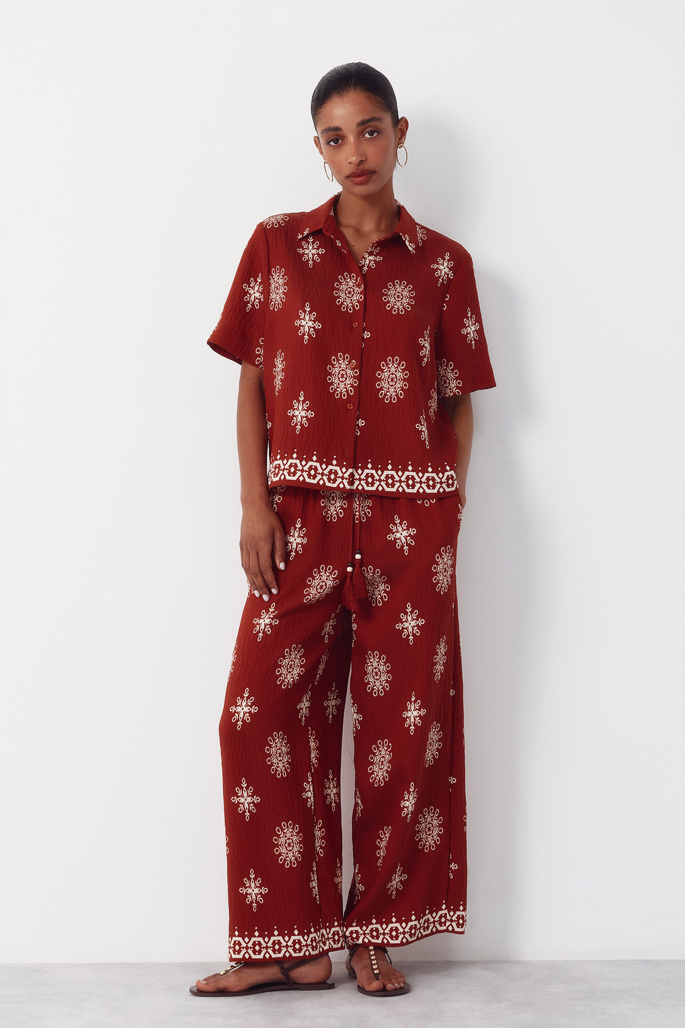 Cortefiel Printed trousers