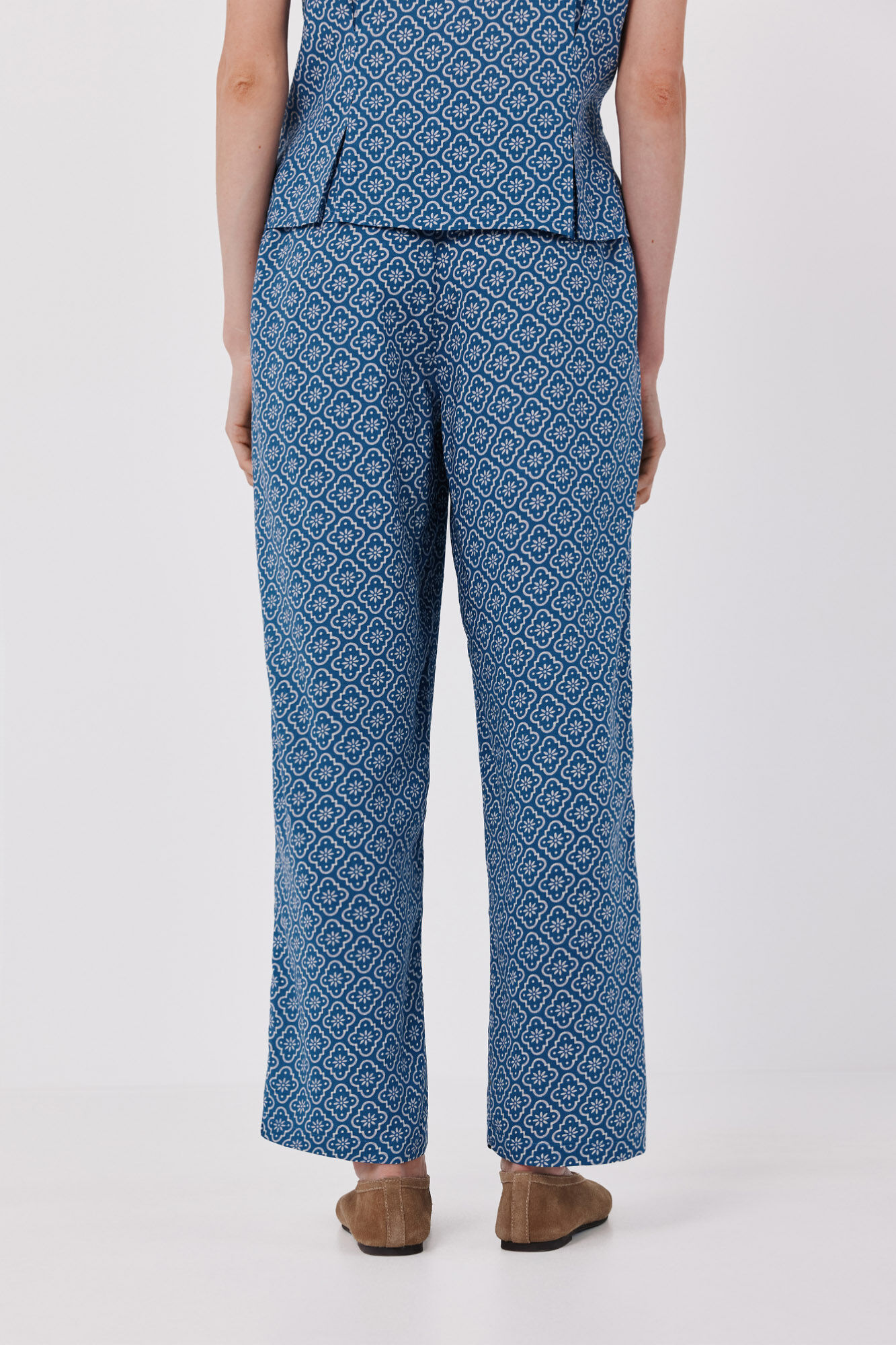 Cortefiel Printed fluid trousers Printed blue