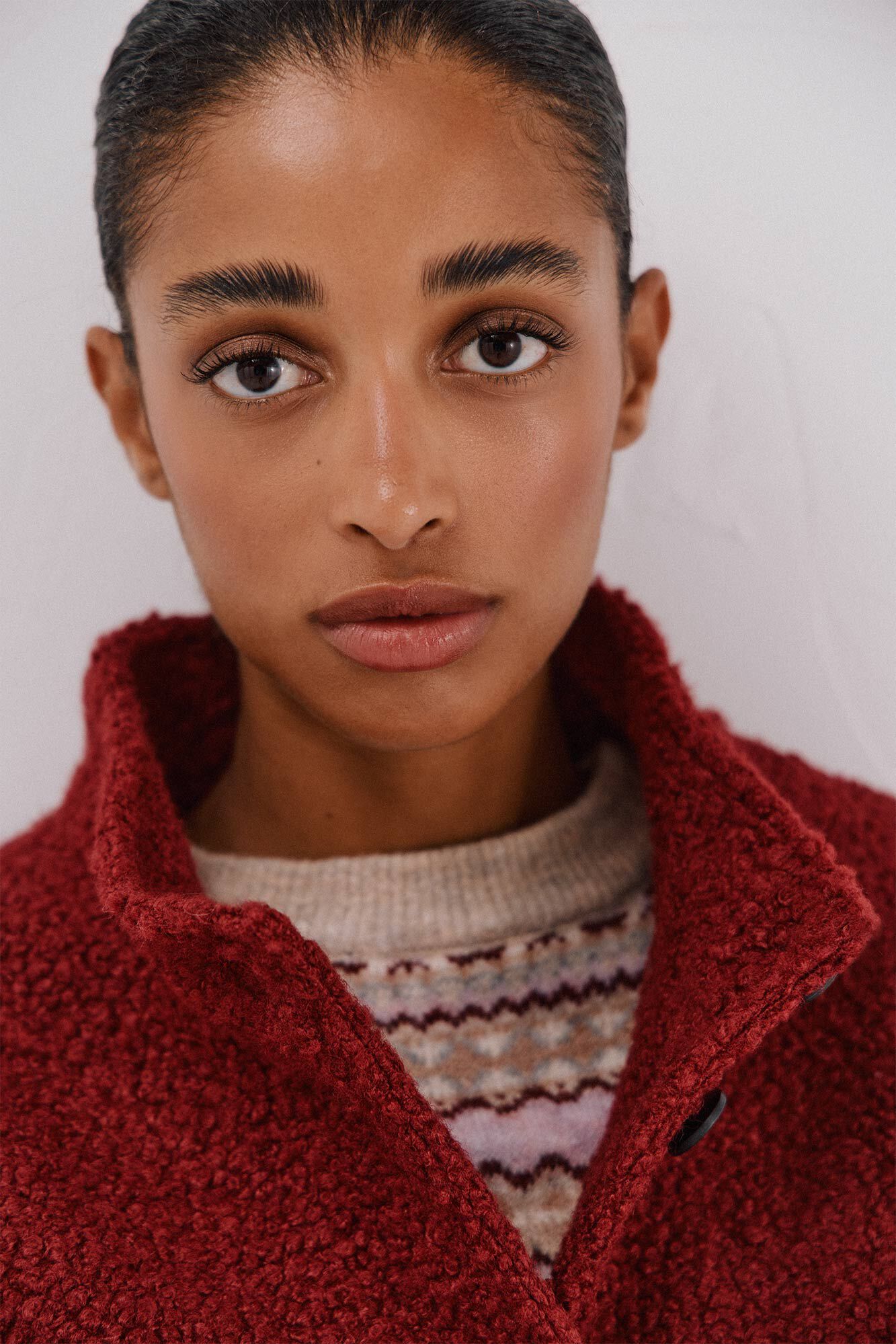 Cortefiel Short jacket made of soft fabric Maroon