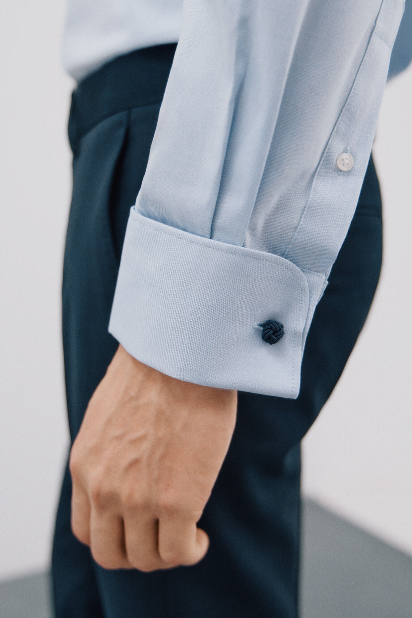 Cortefiel Plain easy-iron shirt with cufflinks Blue