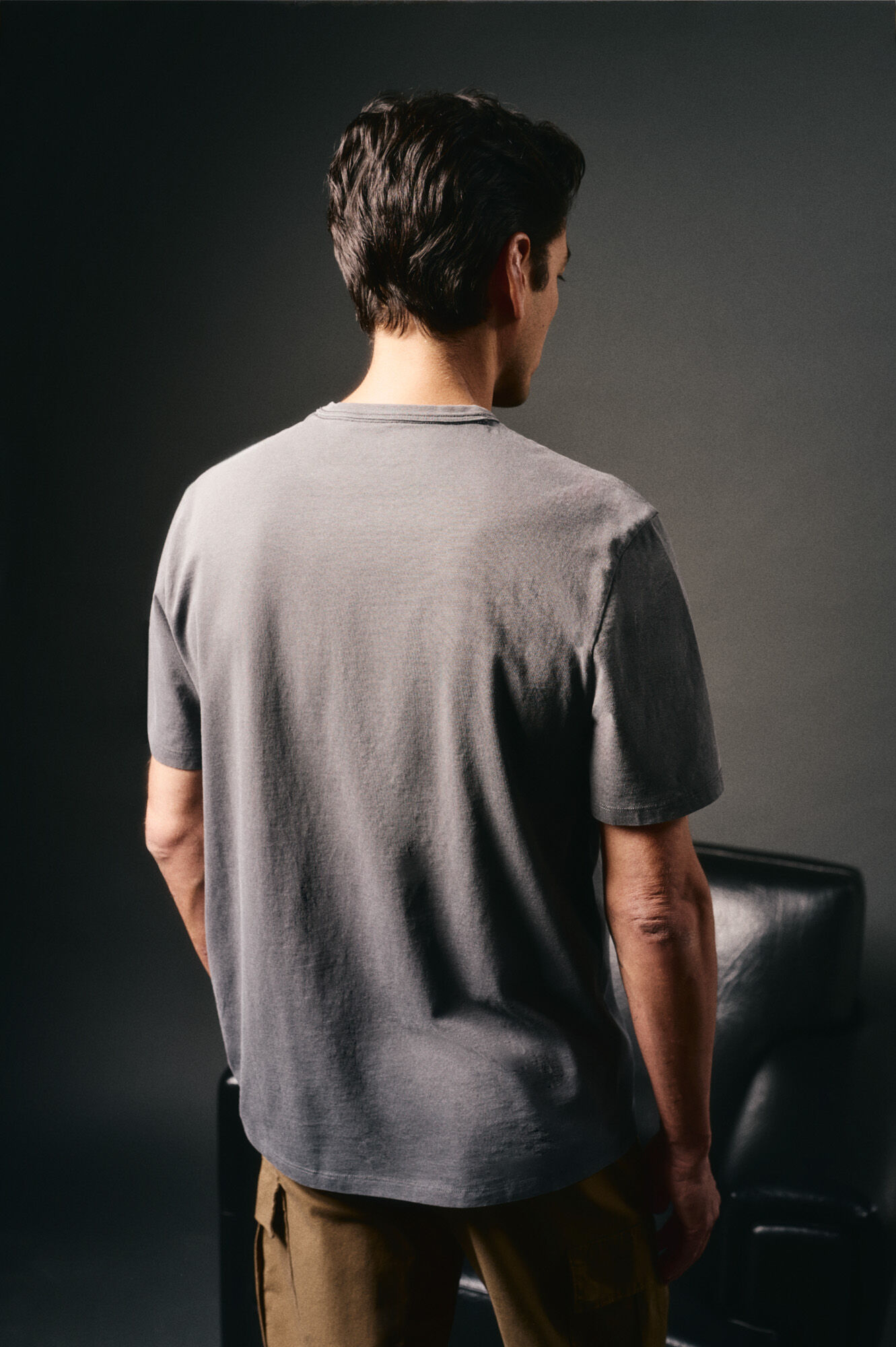 OOTO Camiseta b&aacute;sica com bordado de avi&atilde;o Cinzento