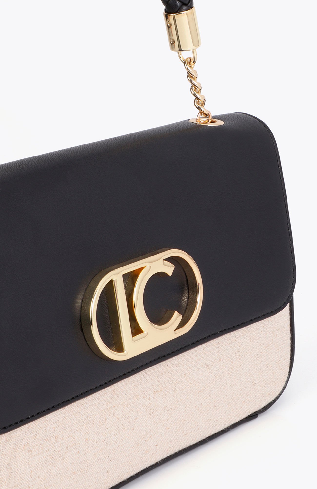 Lola Casademunt Mala a tiracolo com aba Preto