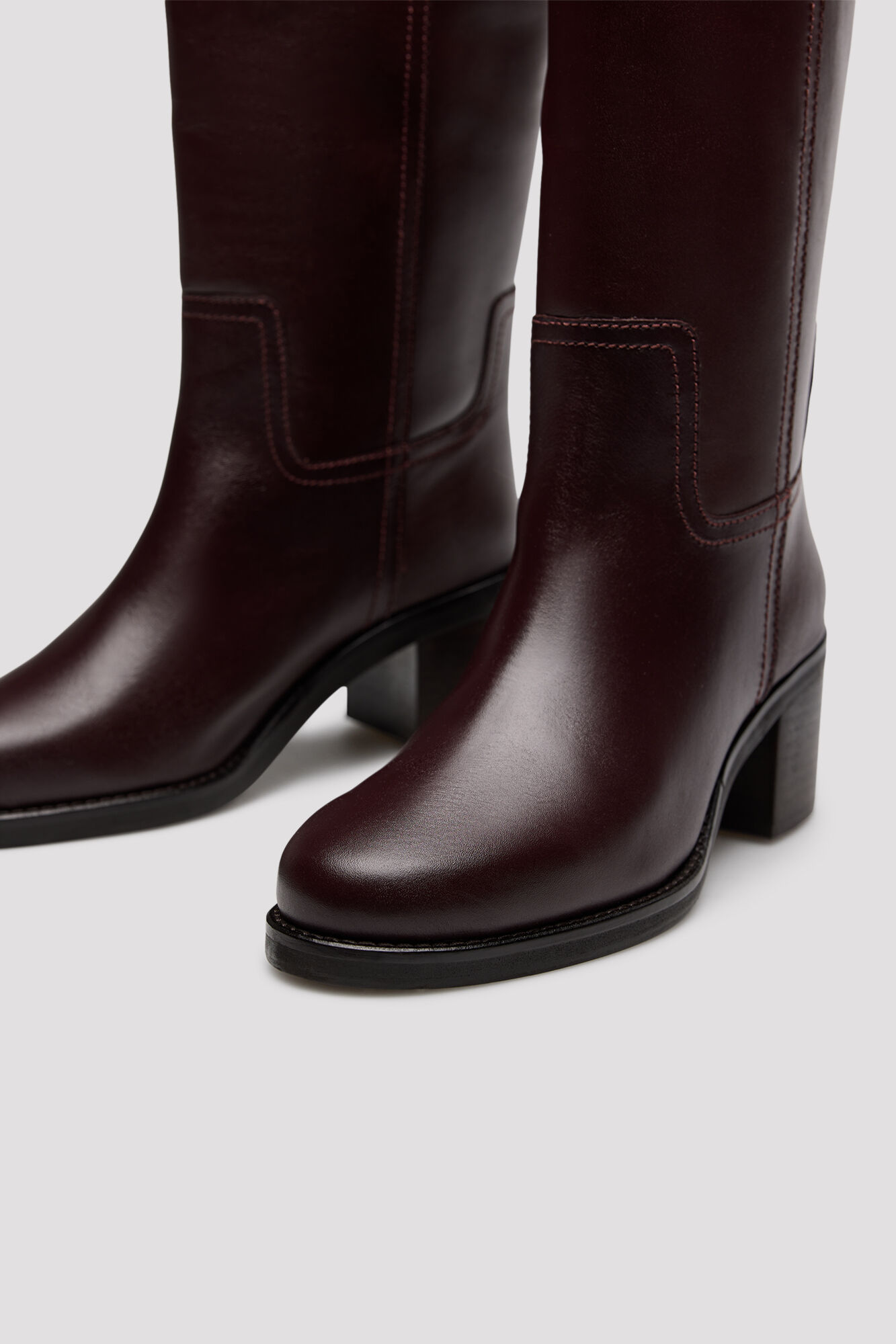 Cortefiel Leather heel boot Maroon
