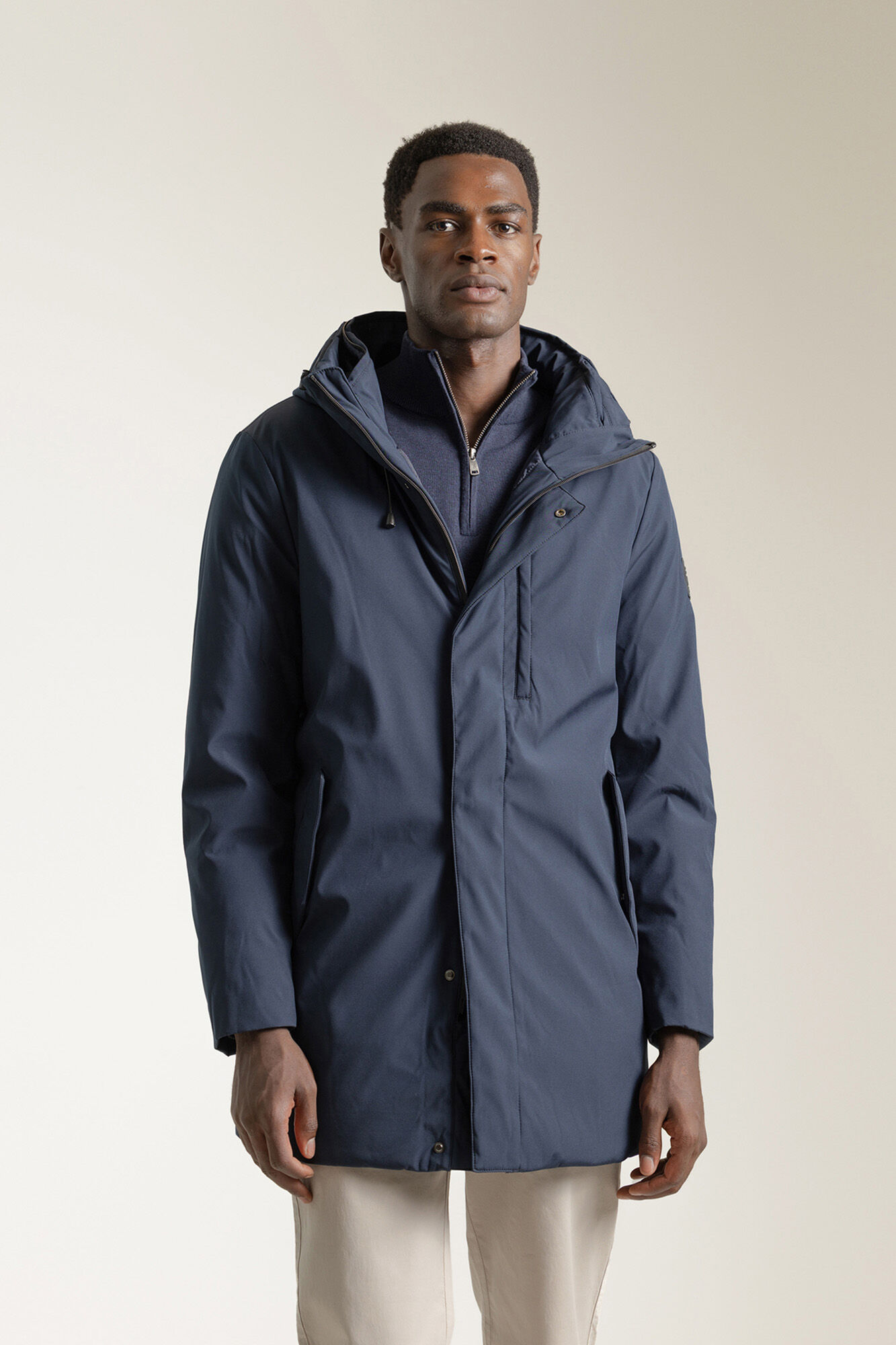 PuroEGO Parka t&eacute;cnica com capuz de areia