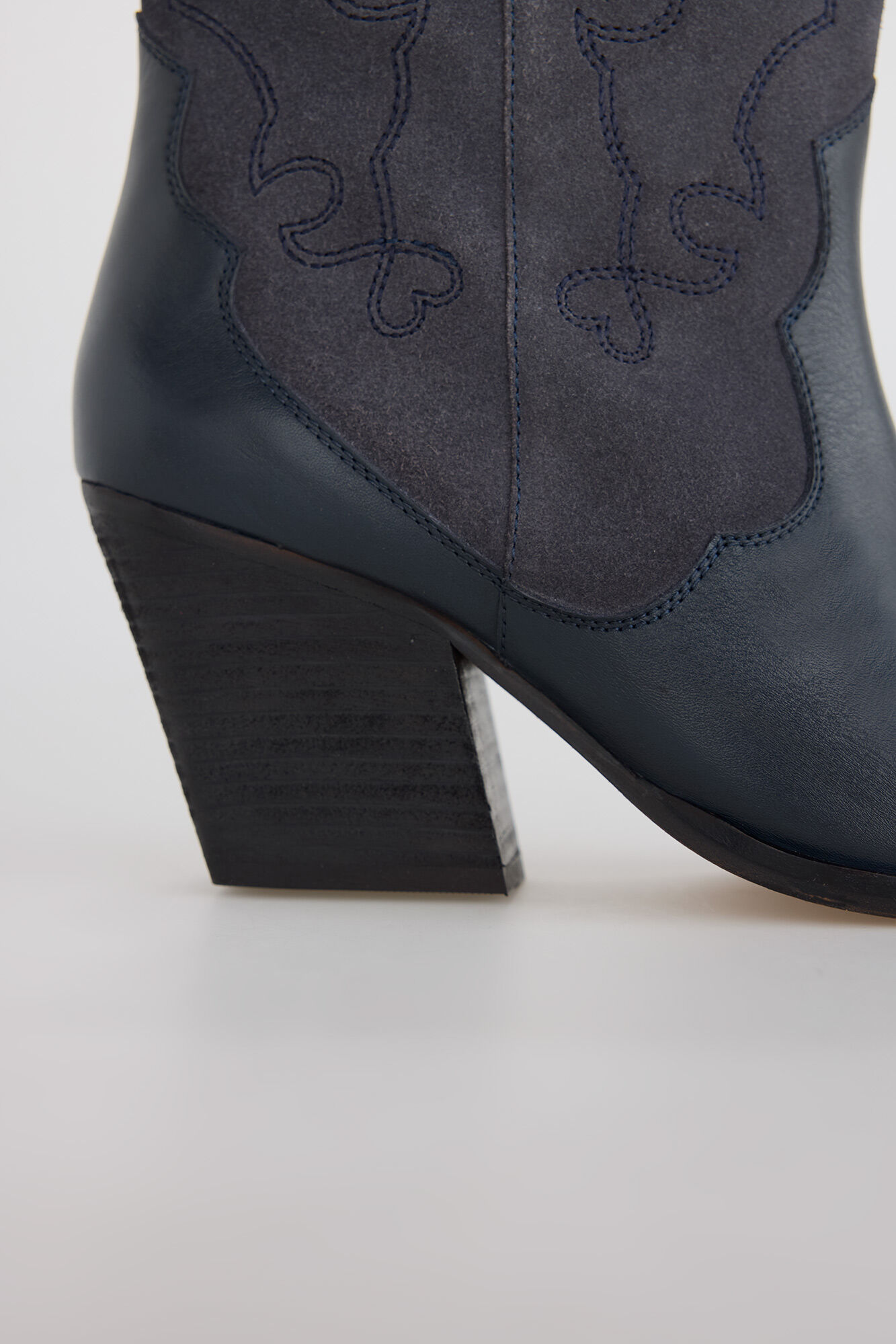 Slowlove leather and split leather boot Grey