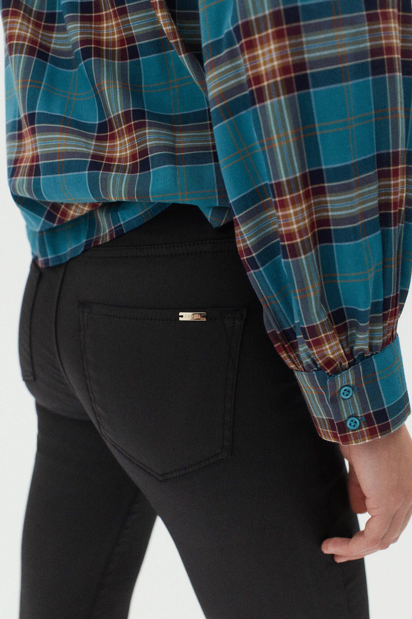 Caroll Cal&ccedil;as slim algod&atilde;o el&aacute;stico Preto