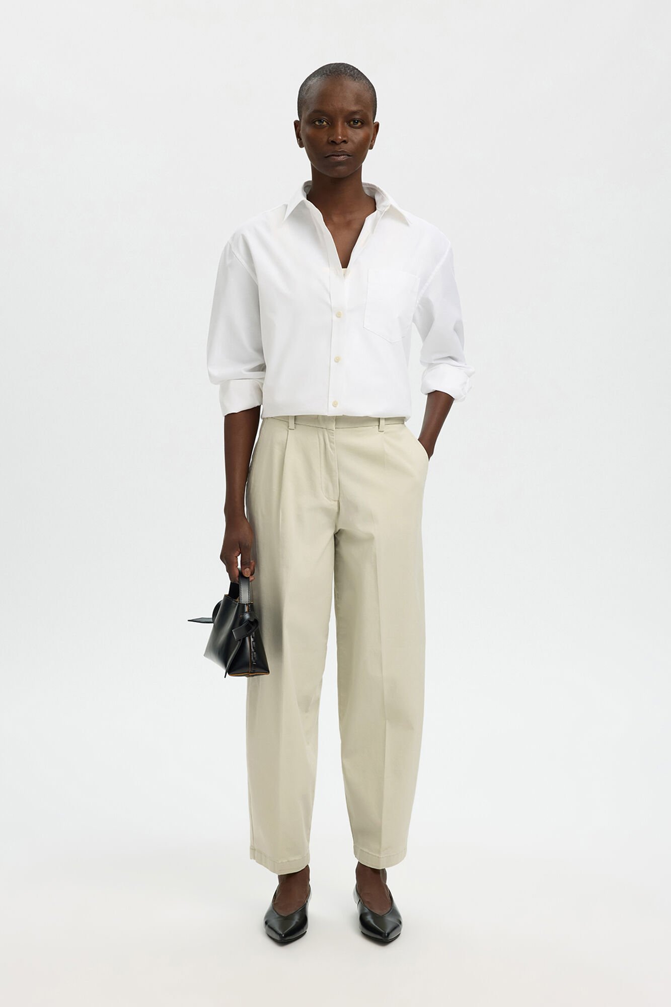 Selected Pantal&oacute;n barrel algod&oacute;n org&aacute;nico