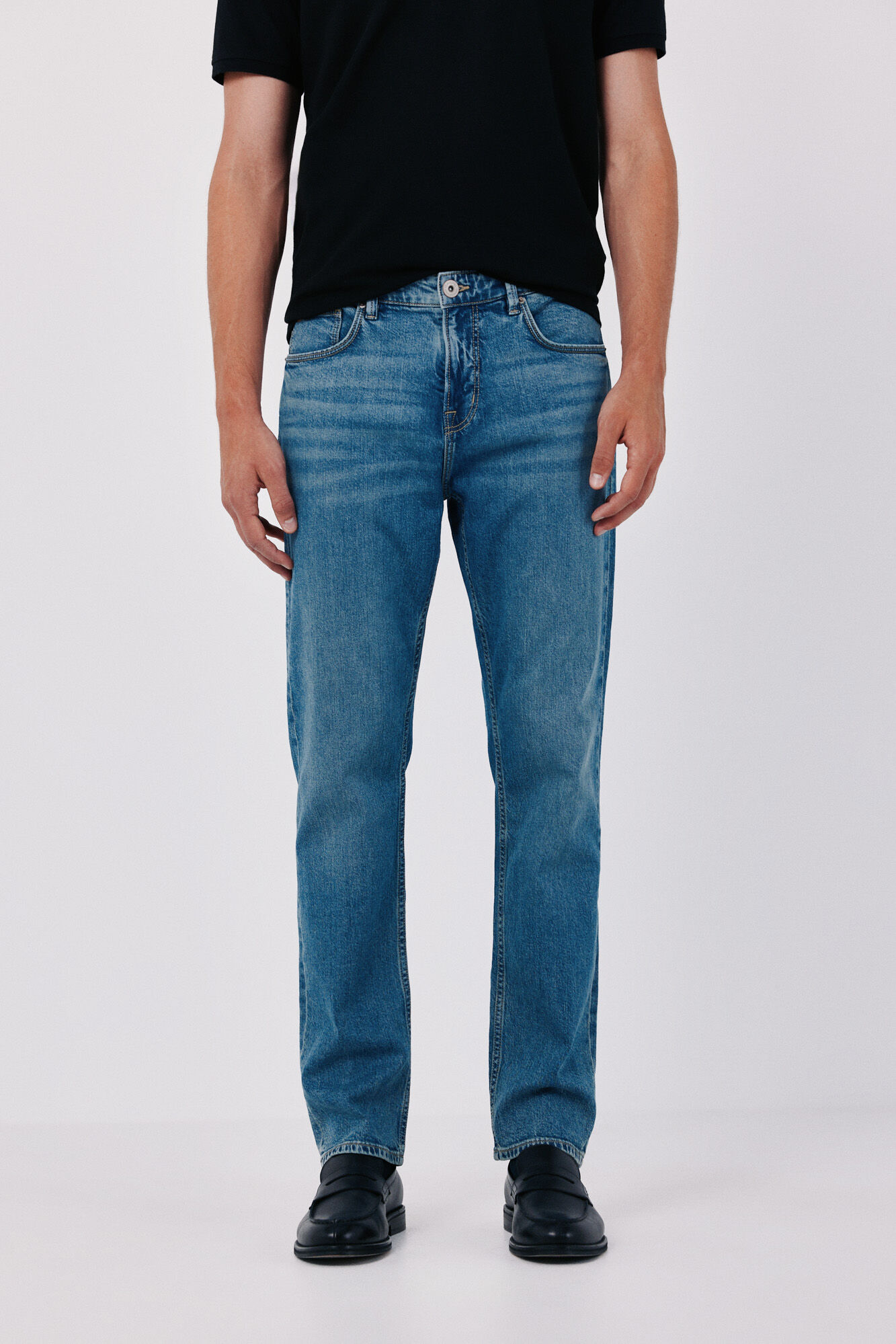 Cortefiel Lightweight regular jeans