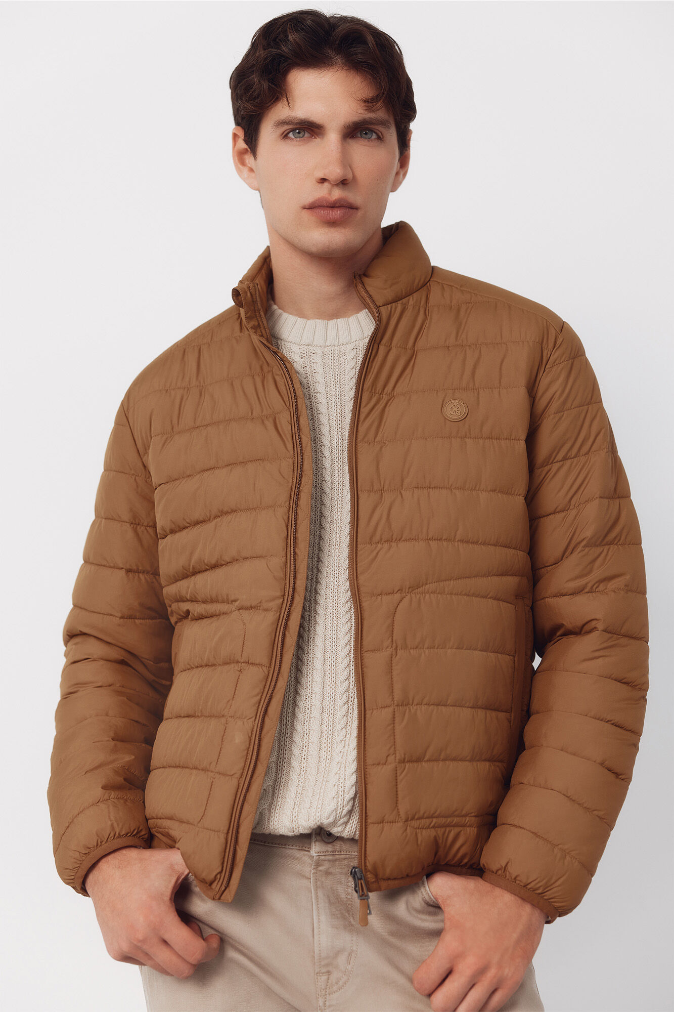 Cortefiel Ultra-light quilted jacket