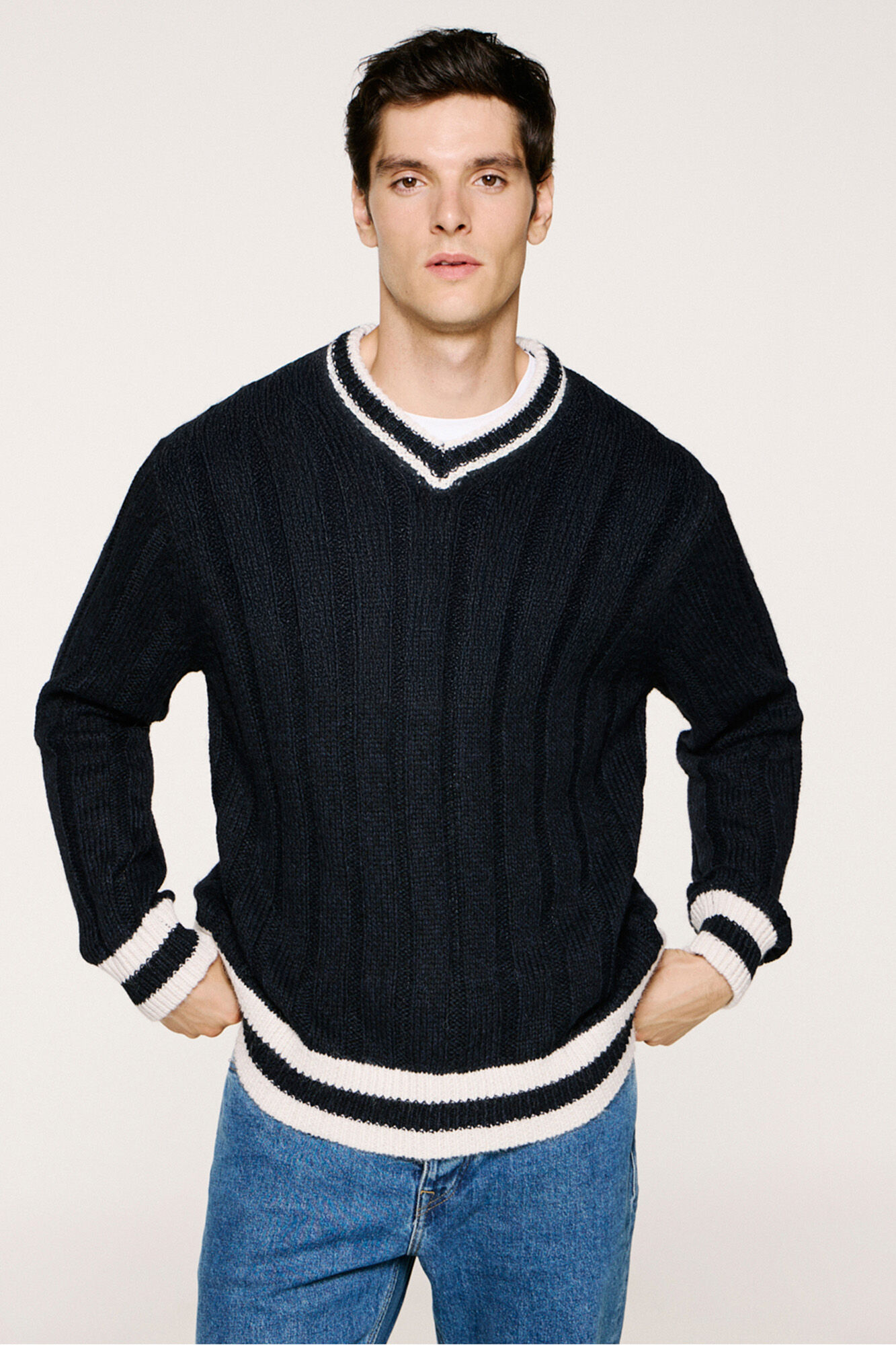 Selected Wool and alpaca V neck jumper  Navy