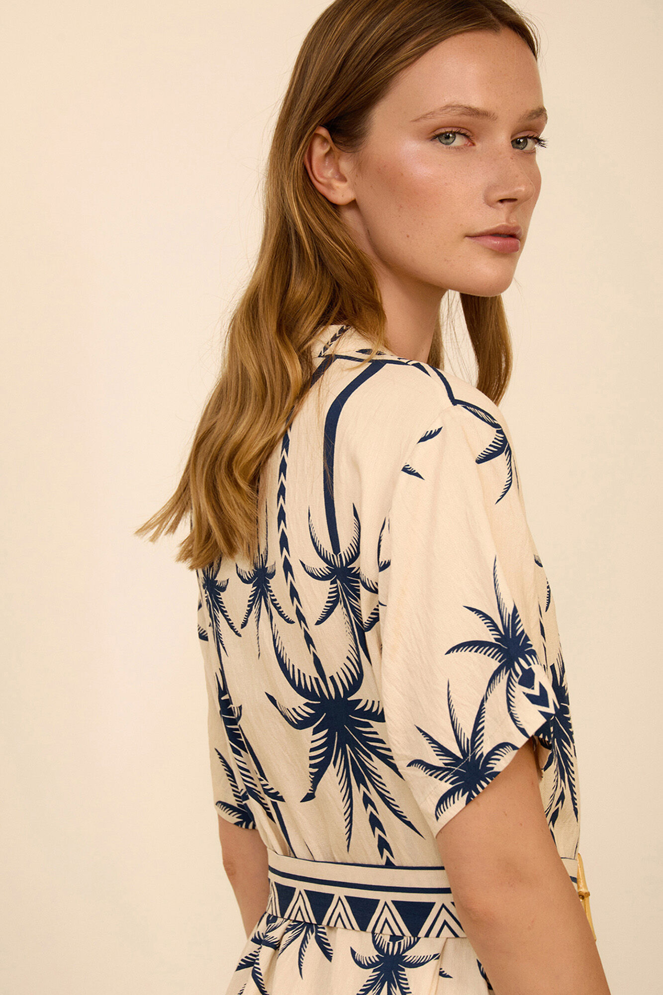 Meisie Vestido midi estampado de palmeiras Impress&atilde;o