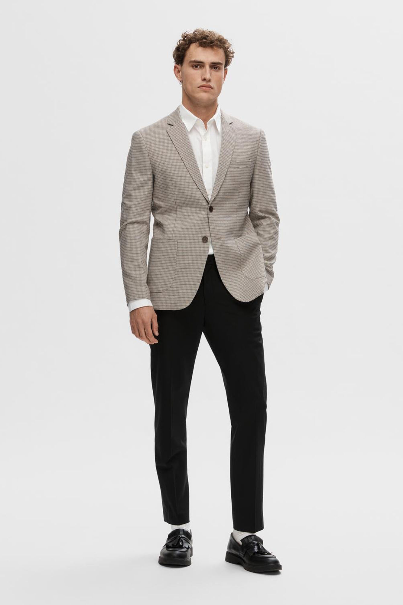 Selected Slim fit small-checked suit jacket made with recycled materials Brown