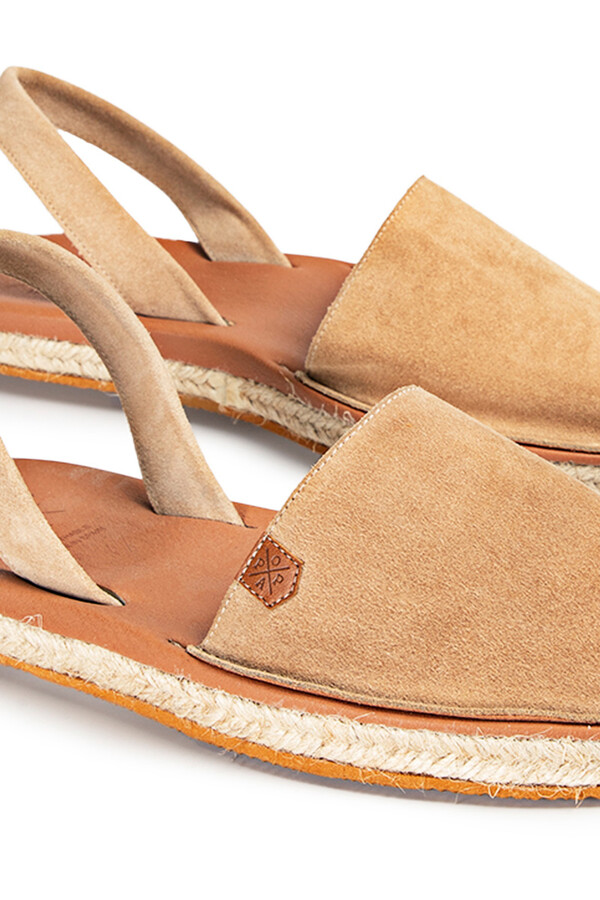 Cortefiel Vila split leather sandals  Beige