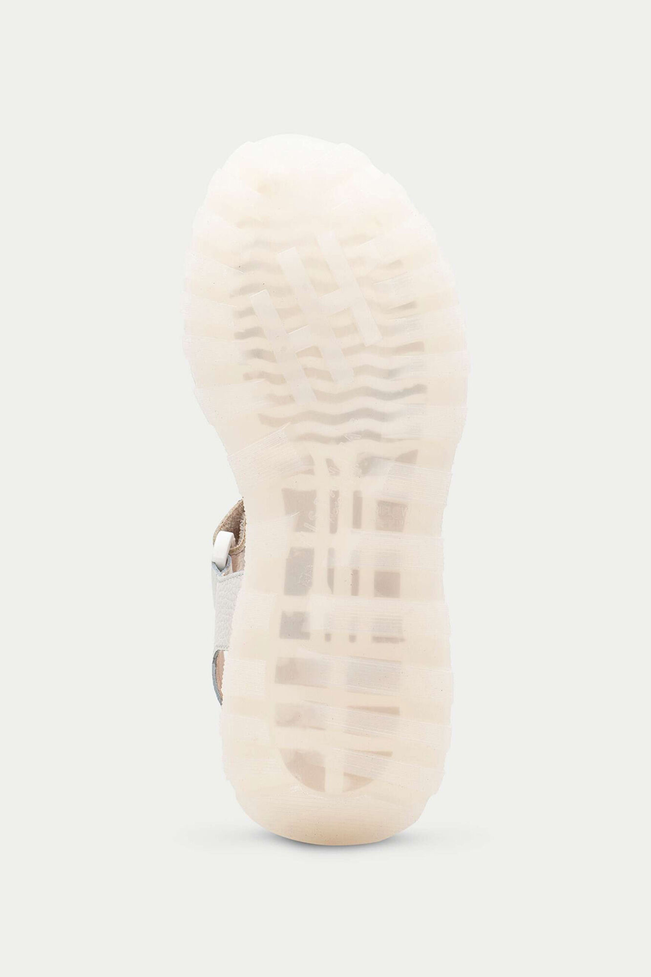 Hispanitas Sand&aacute;lia desportiva Castanho