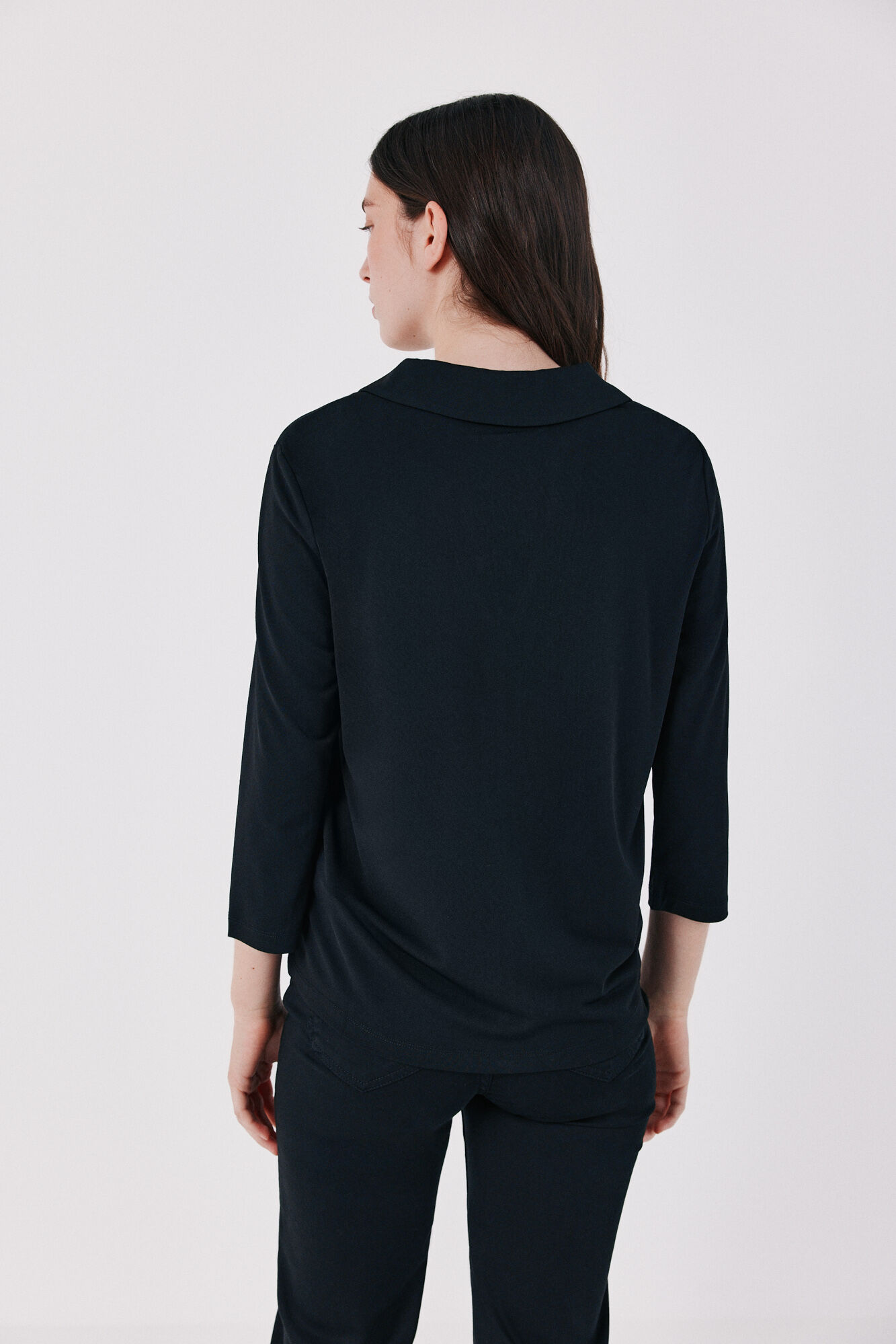 Cortefiel Camisa el&aacute;stica botones Negro
