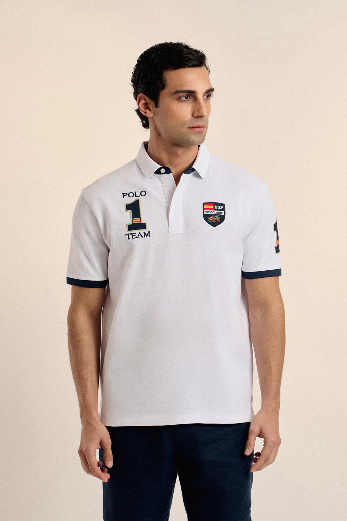 Valecuatro Spain Pole White