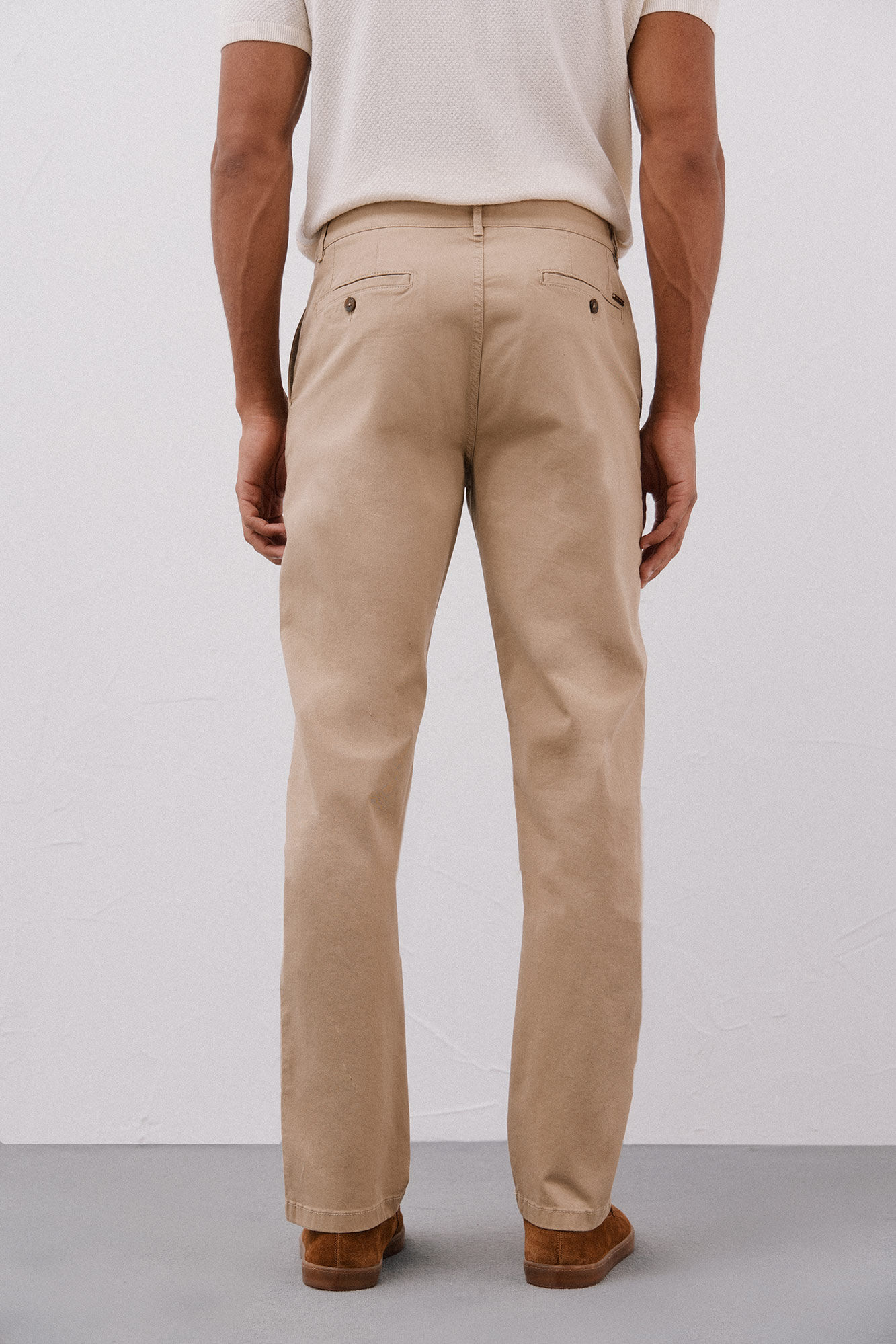 Cortefiel Regular fit lightweight chinos Beige