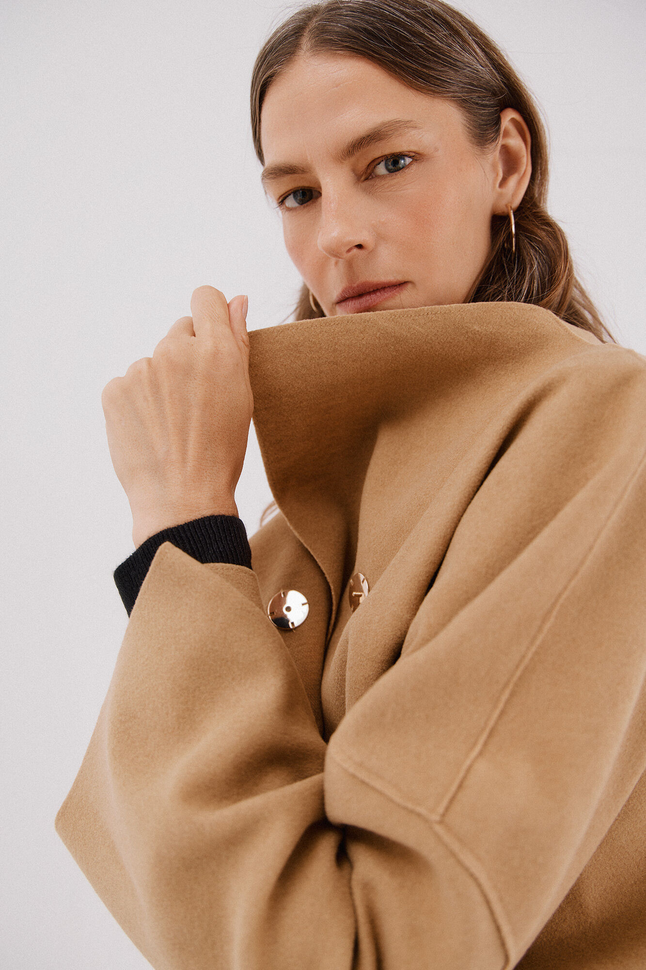 Cortefiel Cape coat with light fabric Beige