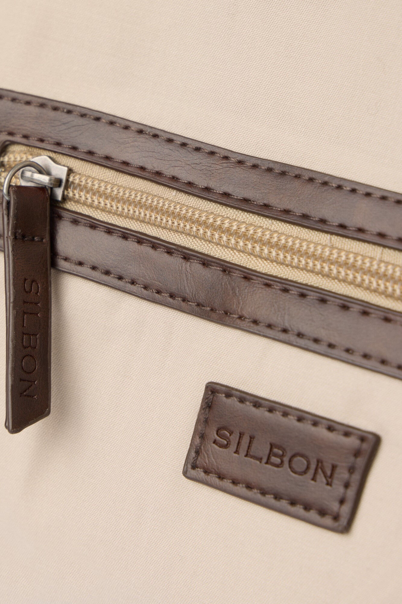 Silbon Neceser cl&aacute;sico Kaki