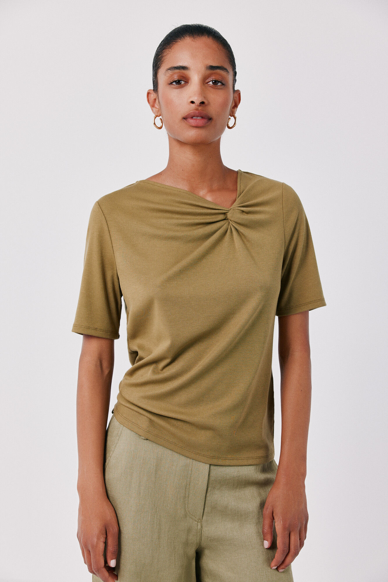 Cortefiel Knot neckline T-shirt