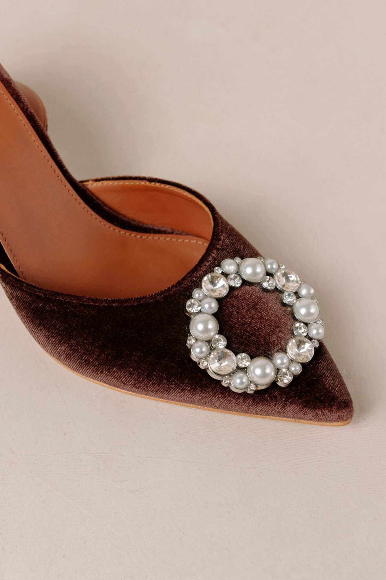 Alohas Cinderella Crystal Velvet Coffee Brown Dark brown