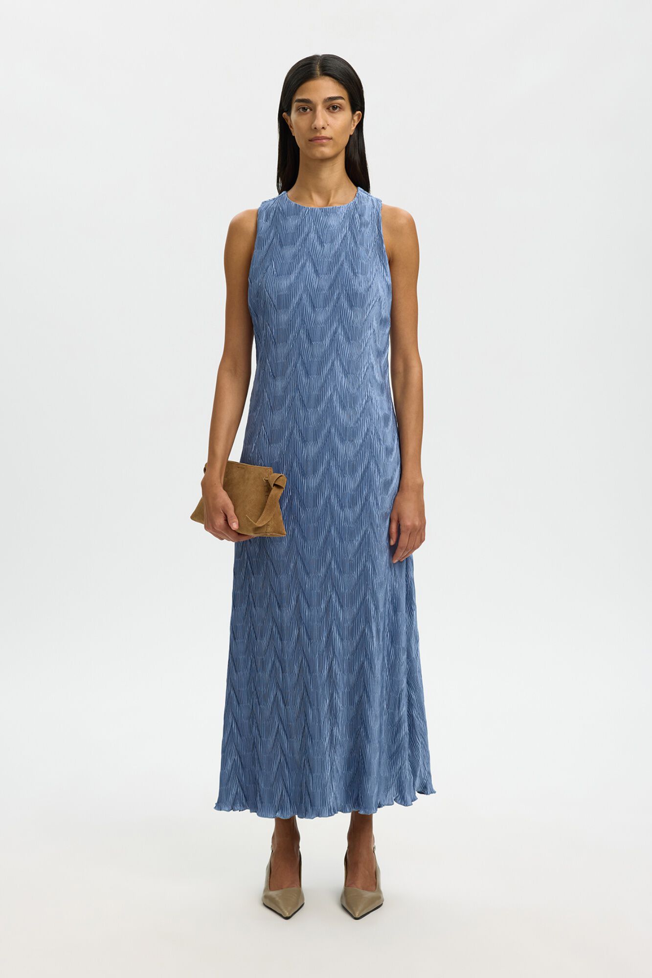 Selected Vestido comprido em tecido plissado Azul