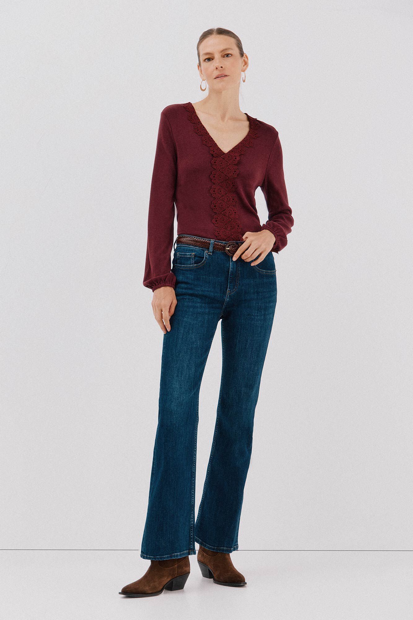 Cortefiel Top detalle puntilla escote Vino