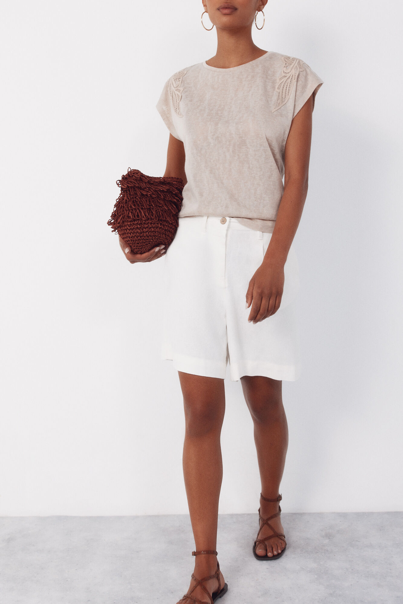 Cortefiel Plain linen bermuda shorts White