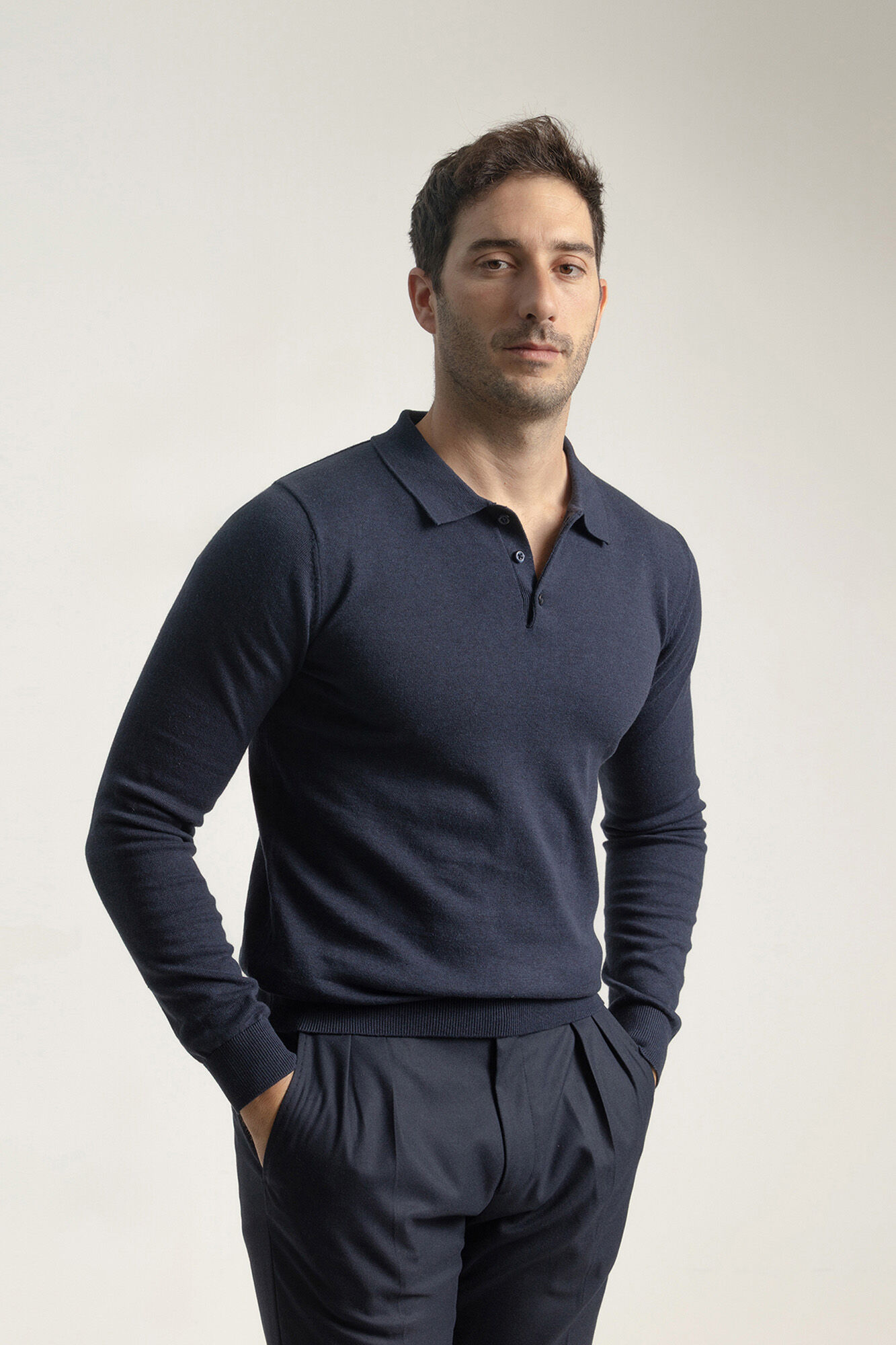 PuroEGO Camisola gola em bico algod&atilde;o