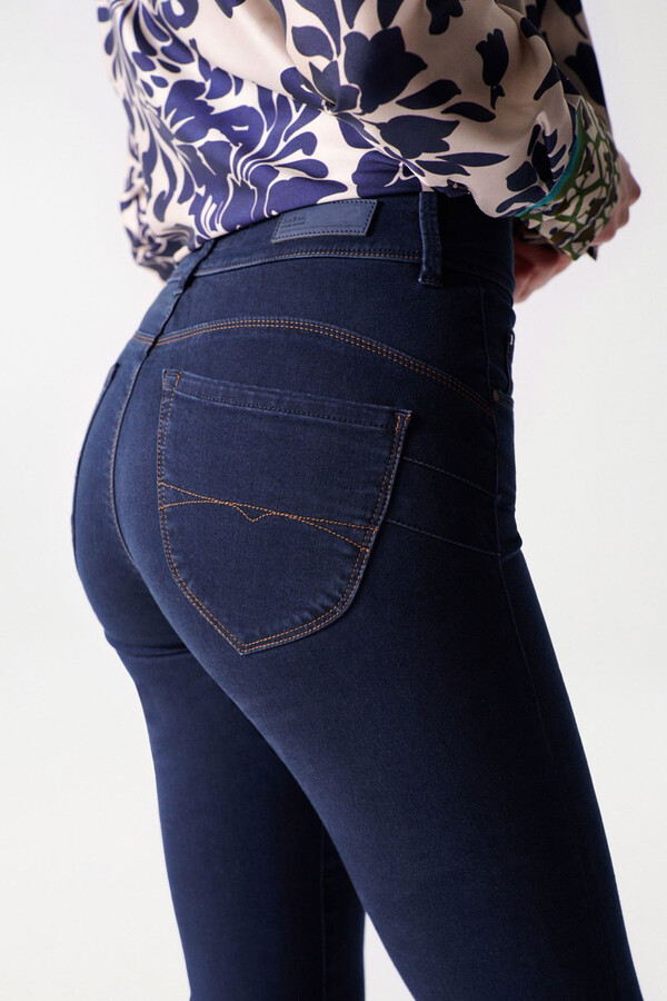 Jeans secret push in slim efeito lavado, Jeans de mulher