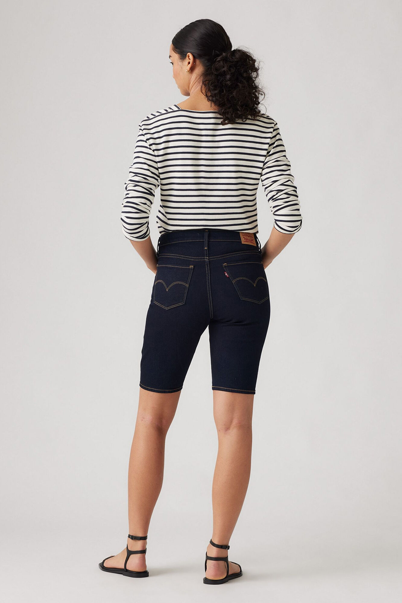 Levi's Bermuda moldadora Azul