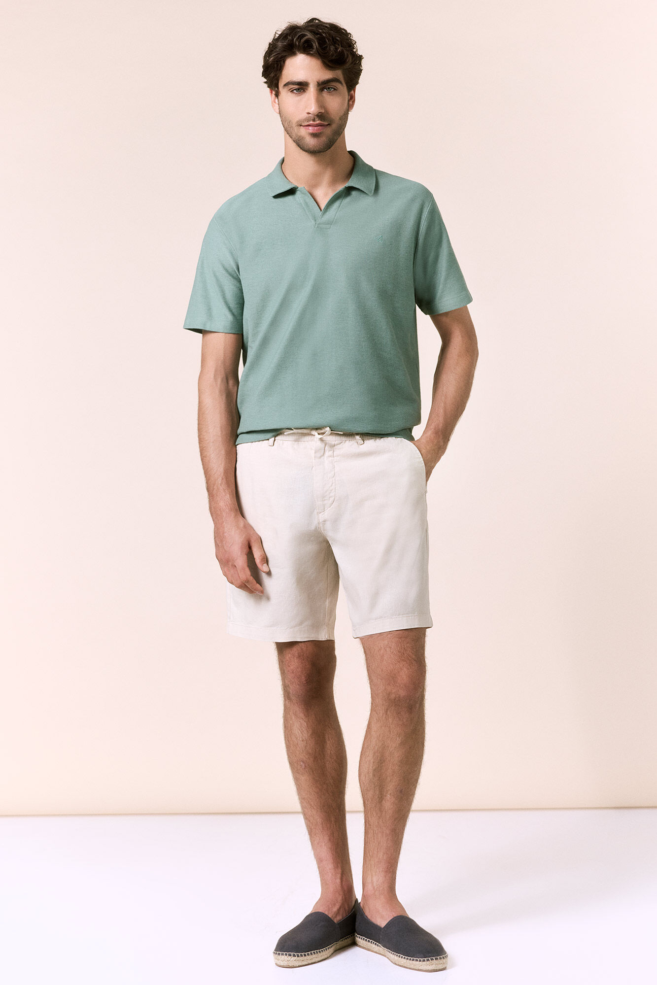 OOTO Linen drawstring Bermuda shorts Beige