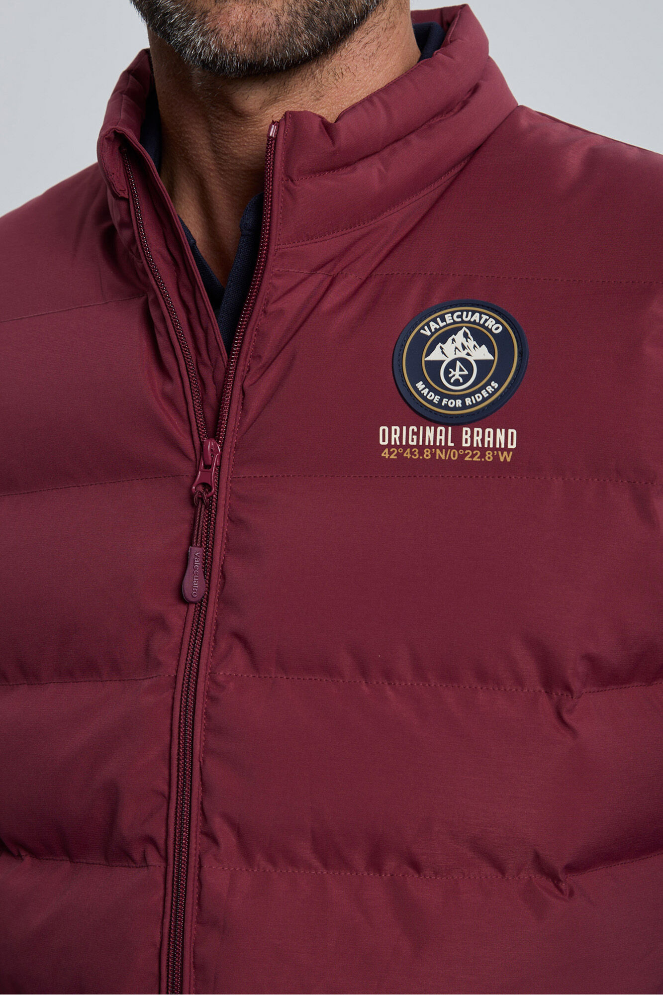 Valecuatro Colete acolchoado bord&ocirc; com 3 escudos Granada