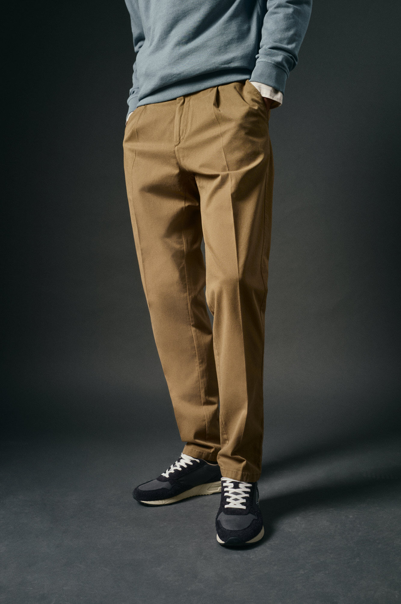 OOTO Pantal&oacute;n chino pinzas