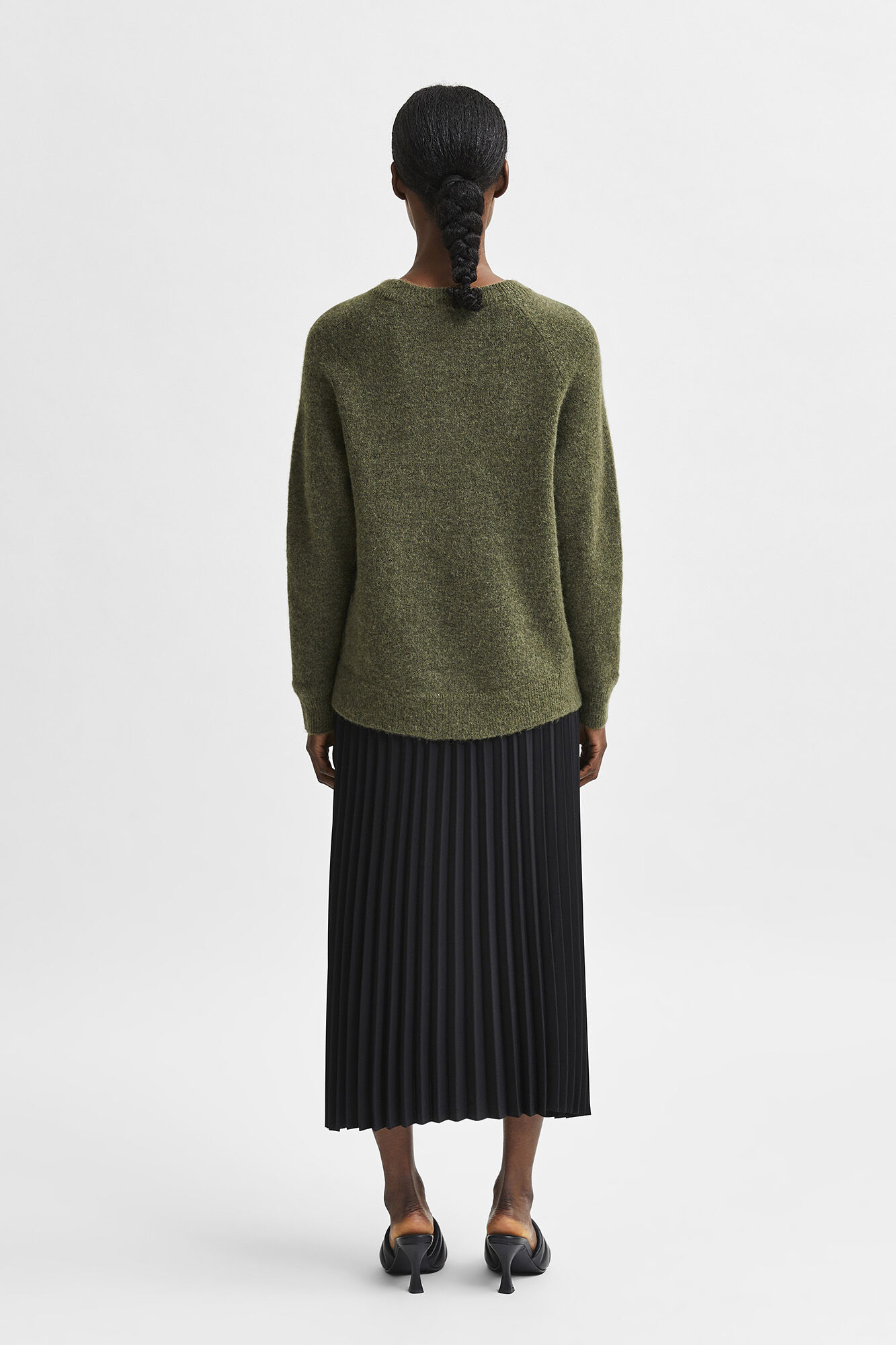 Selected Femme Jersey de cuello redondo confeccionado con lana y alpaca. Regular Fit. Verde