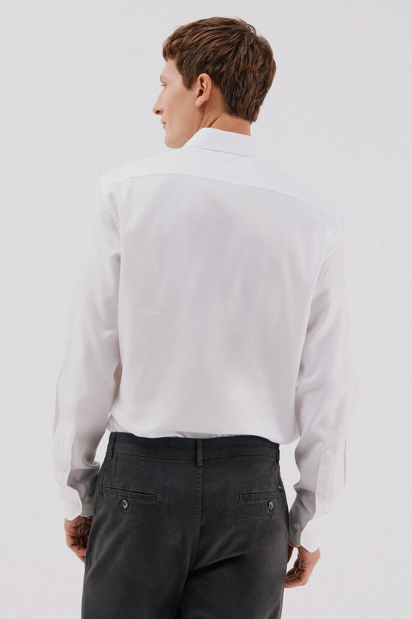 Cortefiel Camisa social de sarja f&aacute;cil de passar Branco