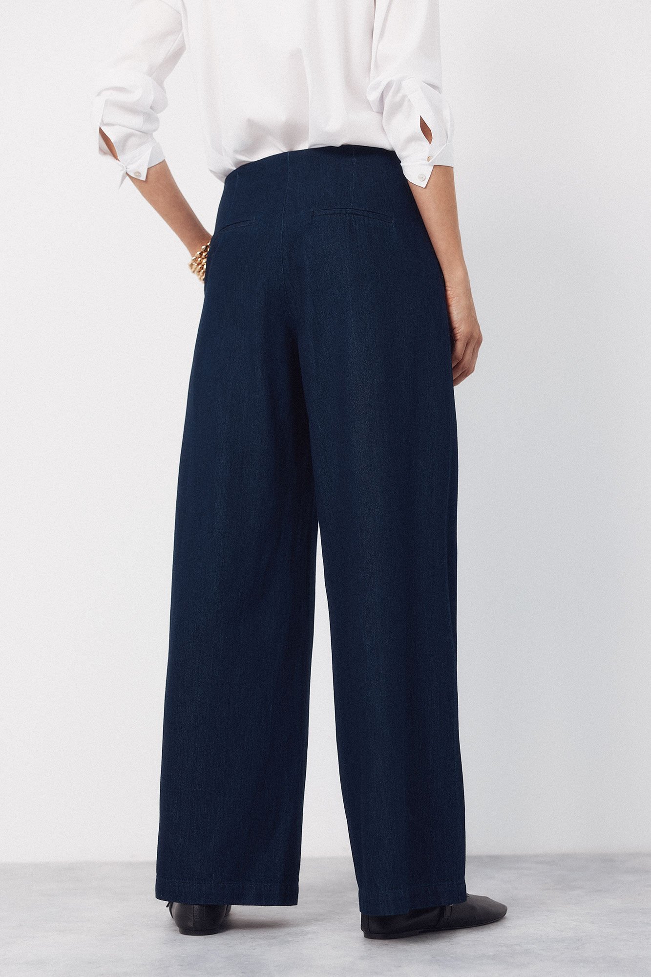Cortefiel Tailored denim pants Blue