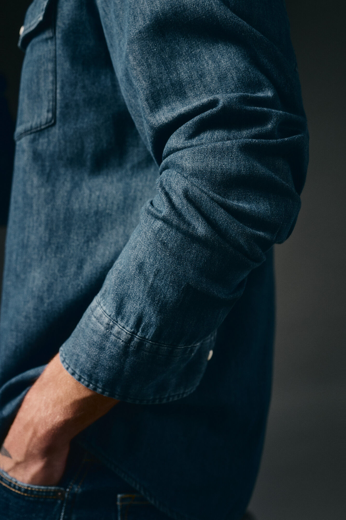 OOTO Camisa jeans com bolsos Azul