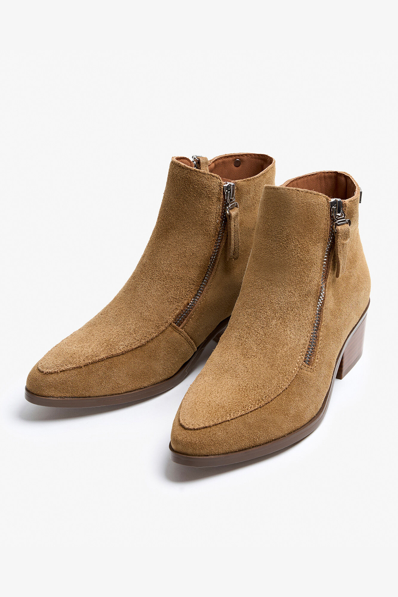 Popa Bot&iacute;n se&ntilde;ora Urbana Serraje Marr&oacute;n