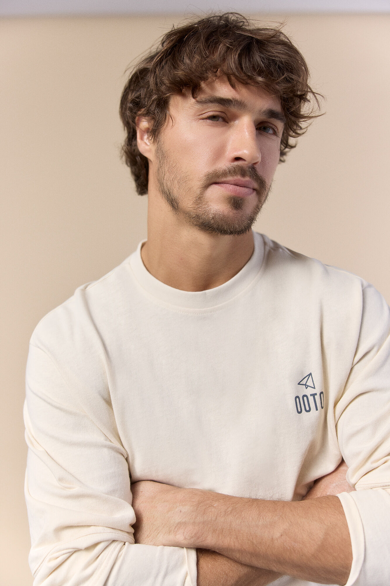 OOTO T-shirt b&aacute;sica de manga comprida