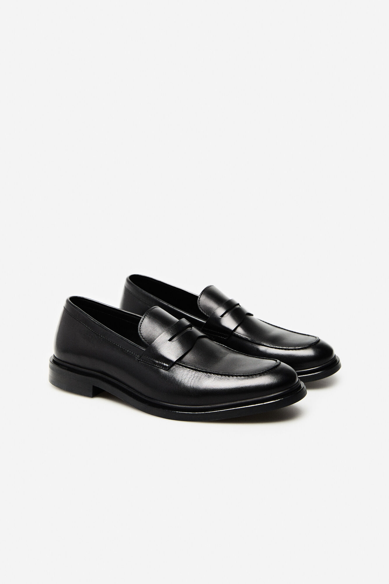 Cortefiel Mocassins elegante de pele Preto