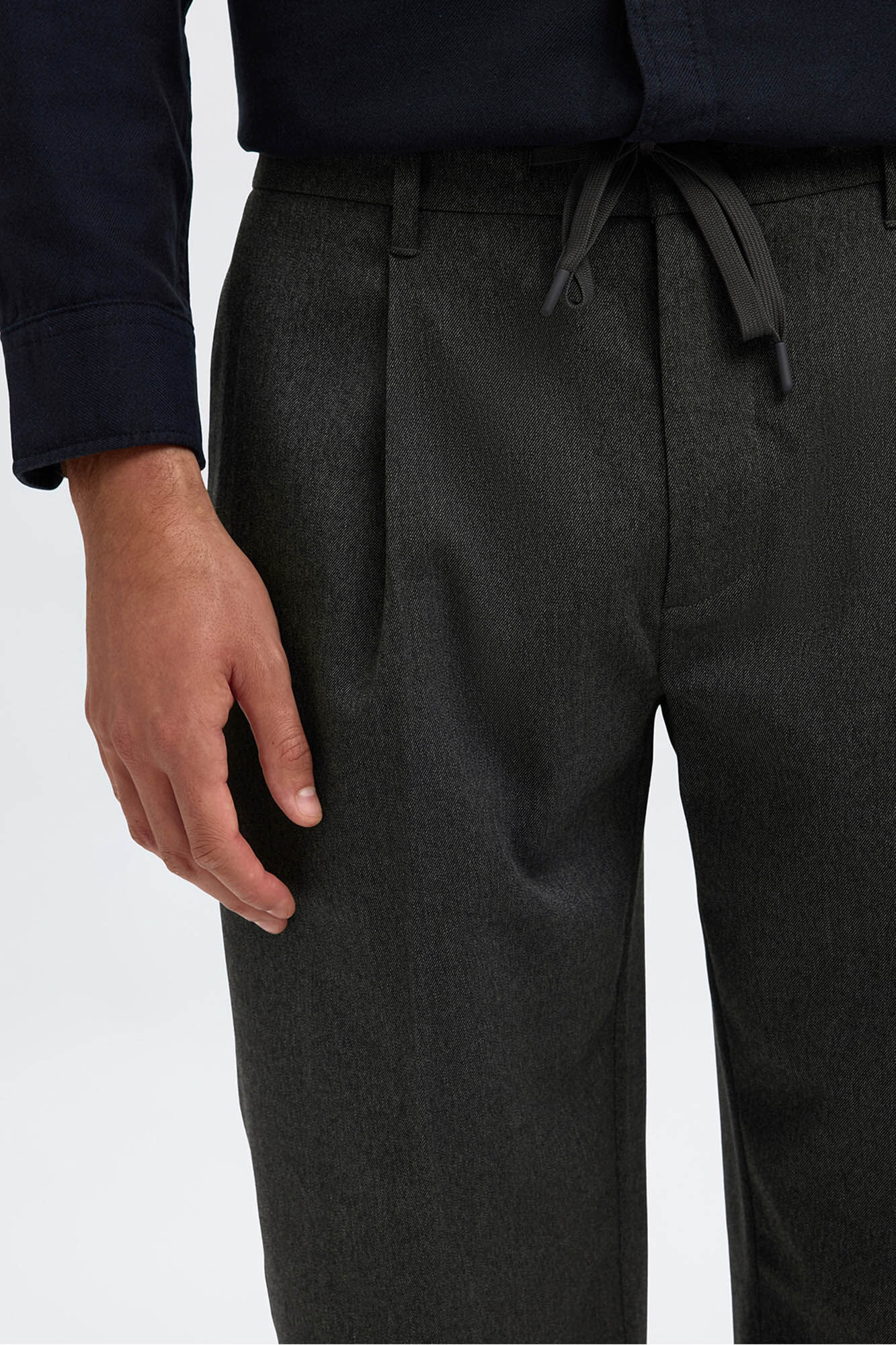 Selected Cal&ccedil;as plissadas casuais