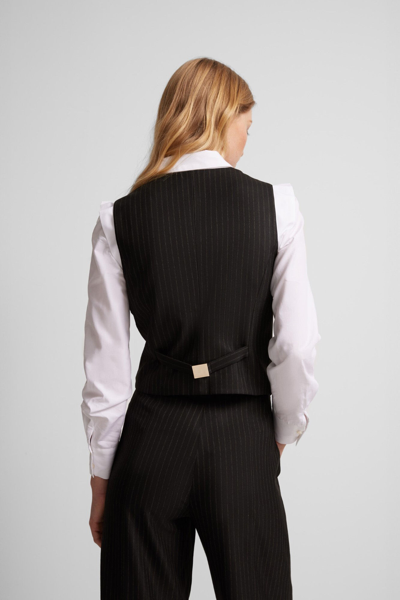 Silbon Pinstripe vest Grey