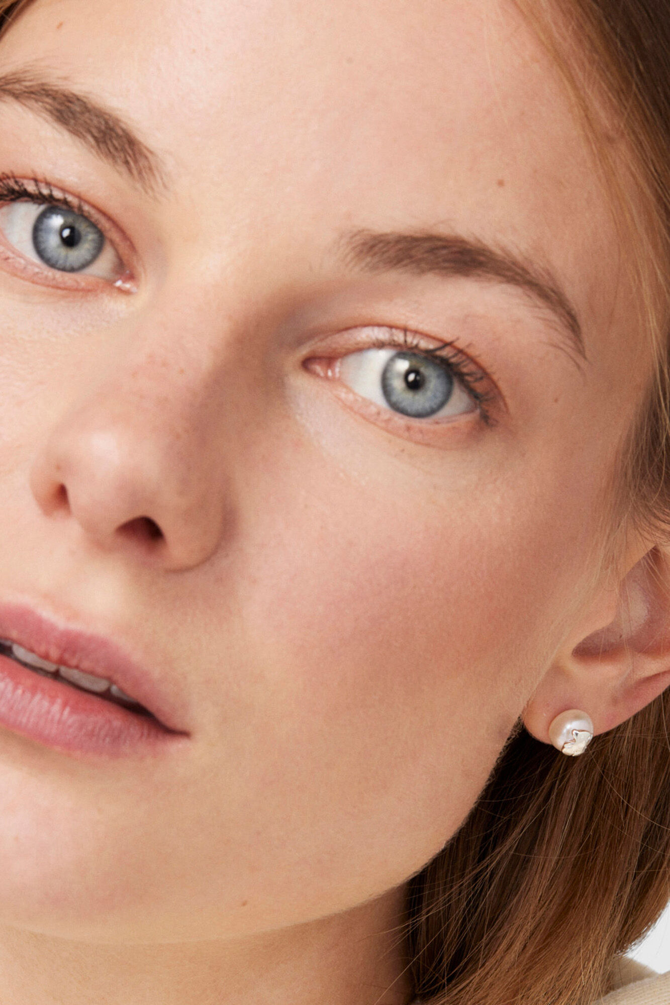 Tous Pendientes de plata y perlas Gris