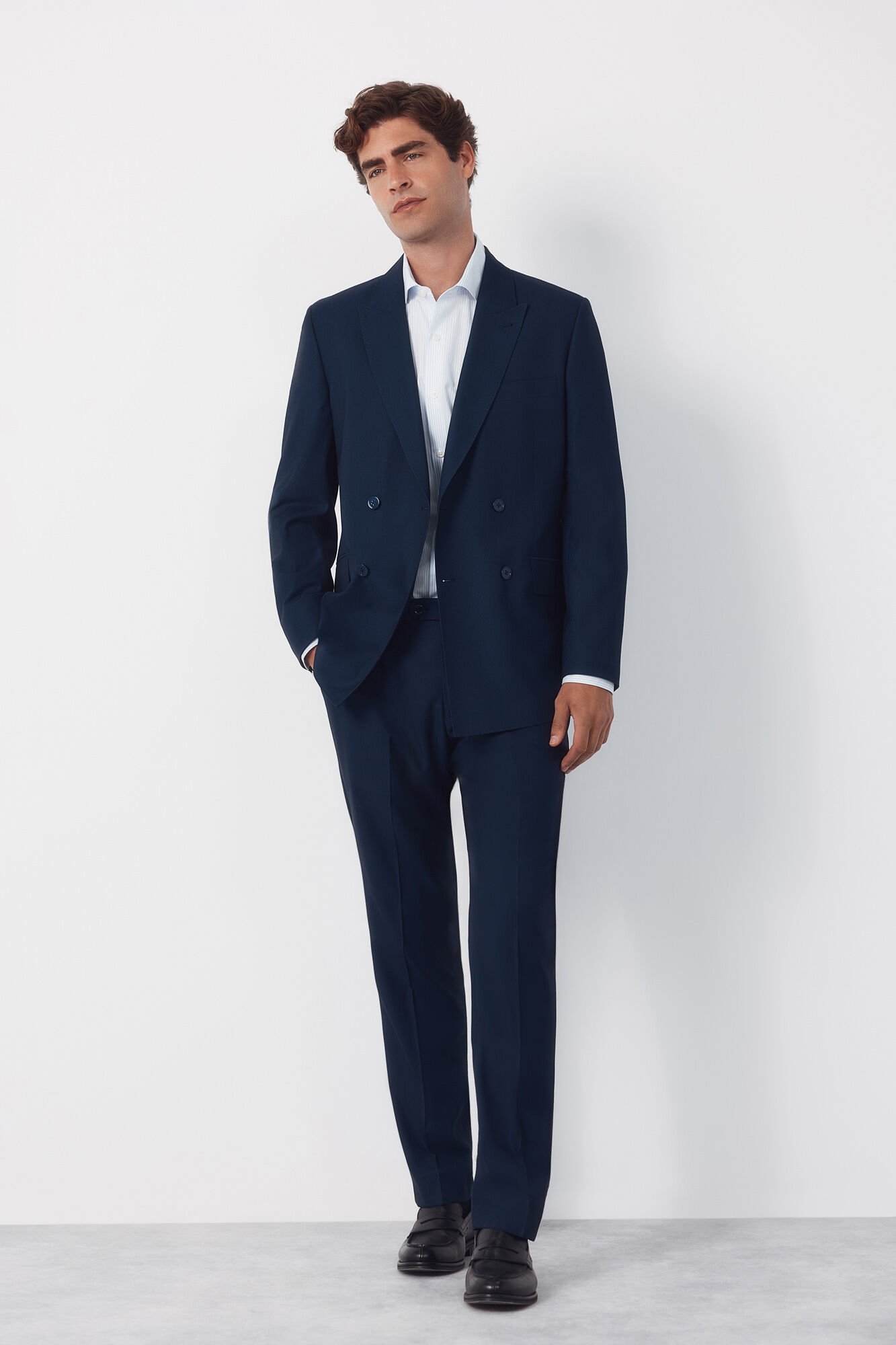 Cortefiel Estrutura americana de travestismo no s&eacute;culo XXI