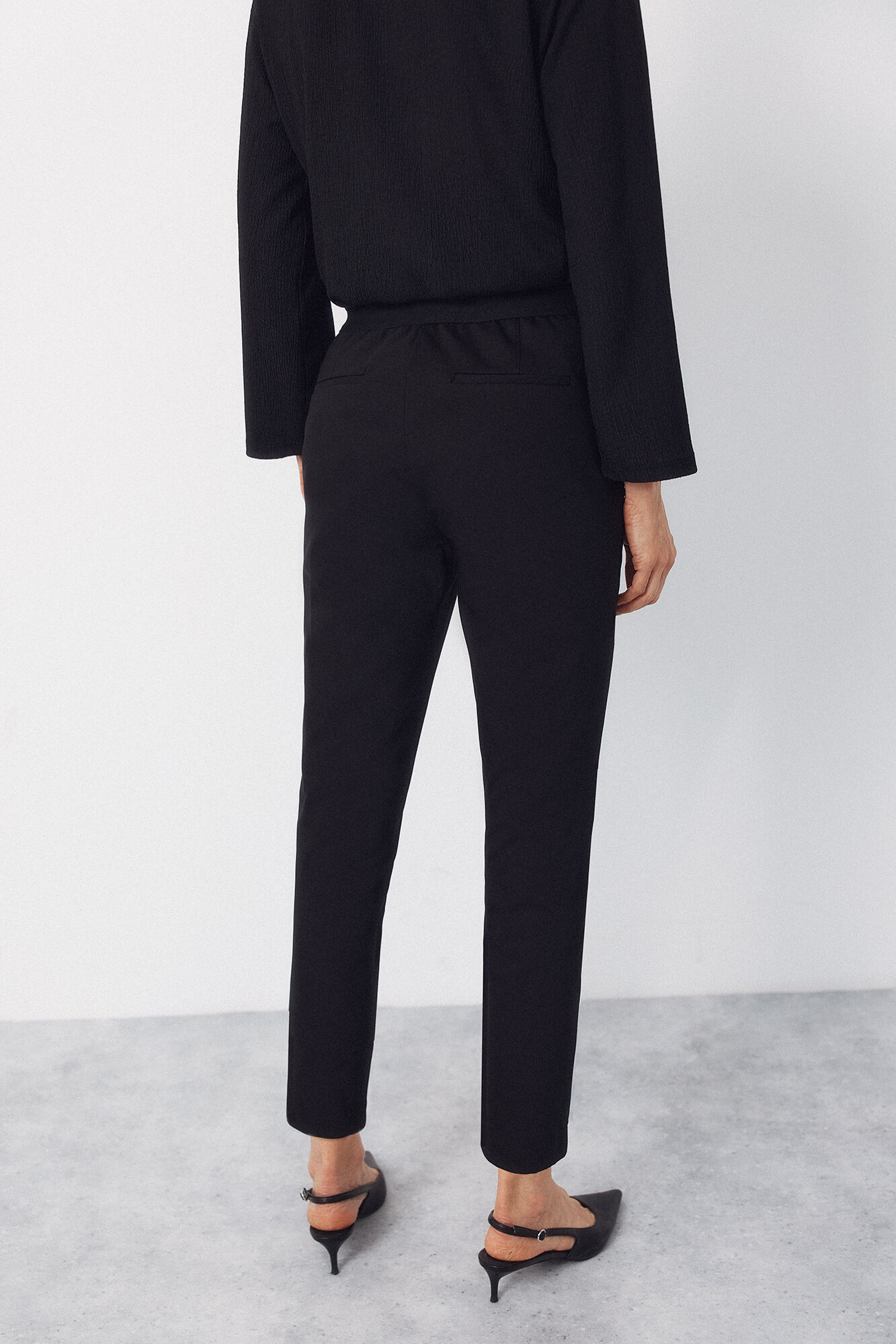 Cortefiel Pantal&oacute;n skinny el&aacute;stico Negro